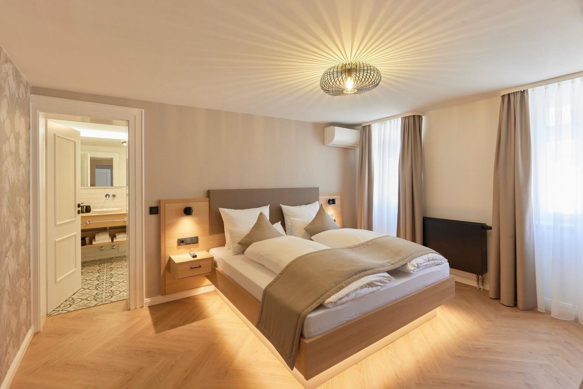 Öhringen Hotel Wuerttemberger Hof מראה חיצוני תמונה