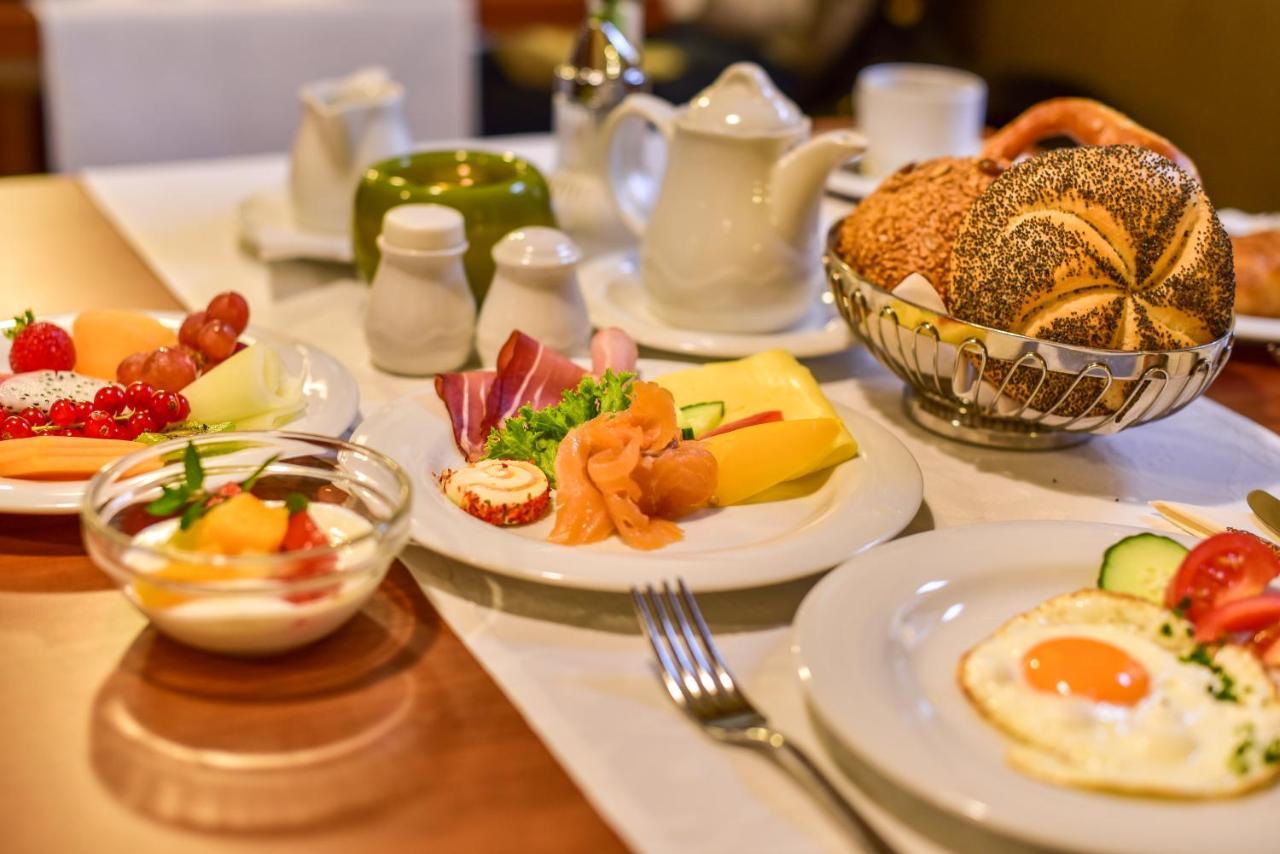 Öhringen Hotel Wuerttemberger Hof מראה חיצוני תמונה